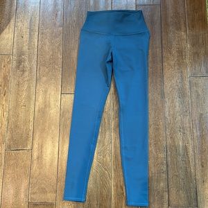 Extra Small Teal Alo Leggings
